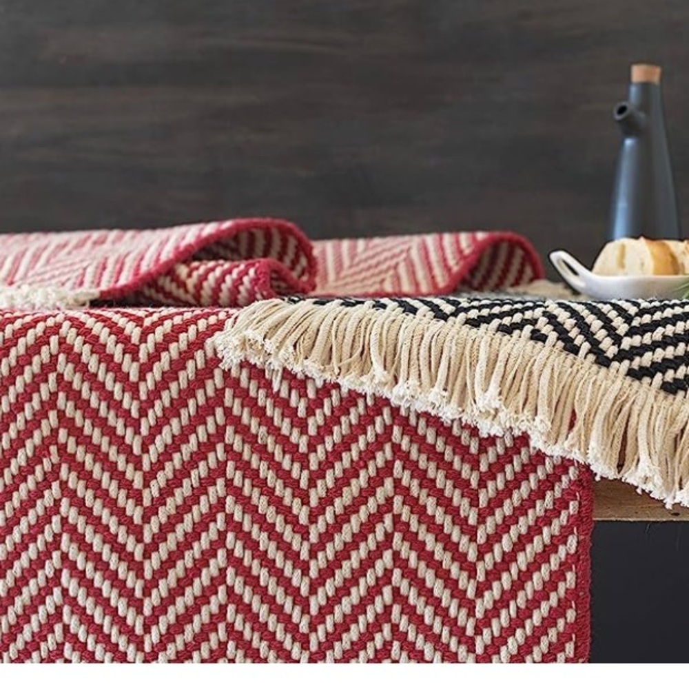 Harris Table Runner Chili Red NWT